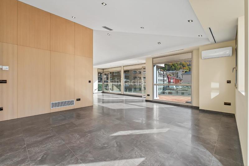 Foto 9670cdee-3303-4777-b719-8fb418685a1c. Attique avec chauffage parking dans Els Vilars d´Engordany Escaldes-Engordany