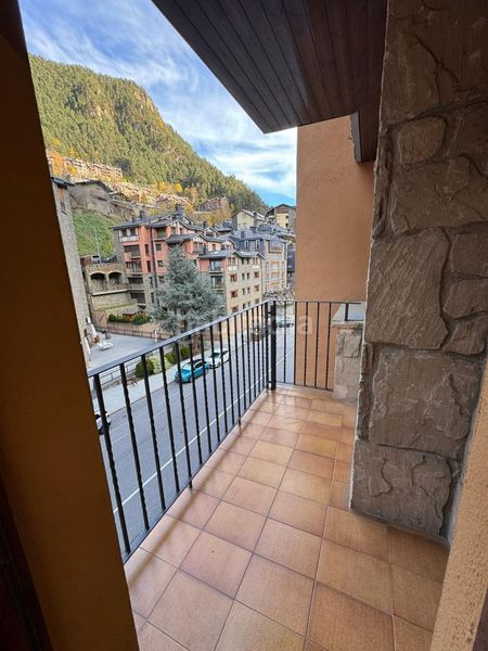 Foto b630d884-5ac7-4b66-8374-3b8a7bec7483. Apartament amb calefacció aparcament a Arinsal-Erts La Massana