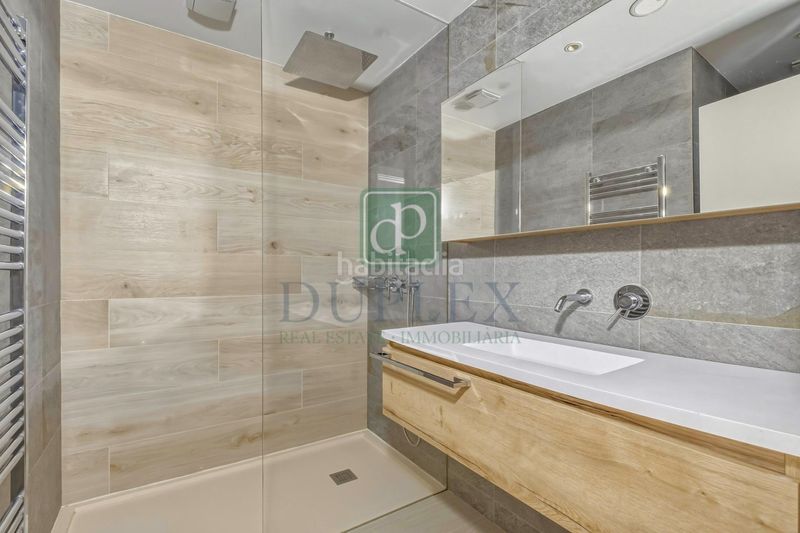 Foto 3390b6bb-9366-4dfc-b80a-86aab81e6653. Apartament amb calefacció aparcament a Centro Andorra la Vella