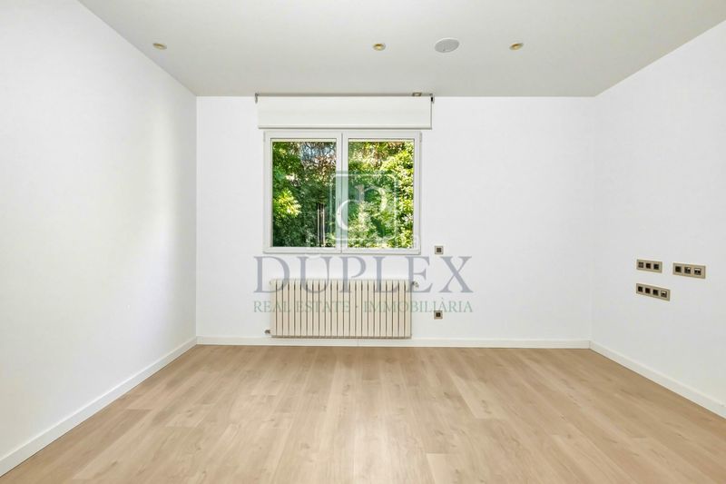 Foto 346b6f8d-3551-4696-aec8-834d0182abe3. Apartament amb calefacció aparcament a Centro Andorra la Vella
