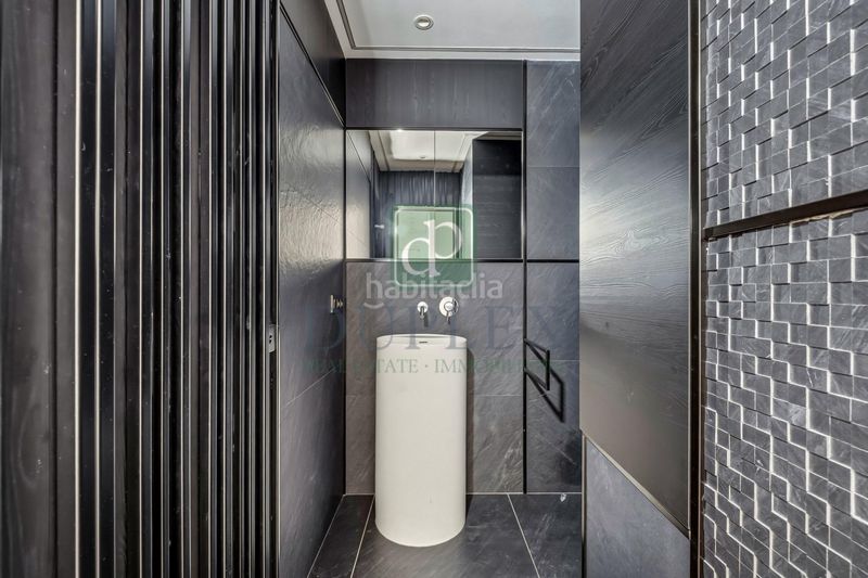 Foto 56653d07-f737-4ec6-be86-3a934c776bf3. Apartament amb calefacció aparcament a Centro Andorra la Vella