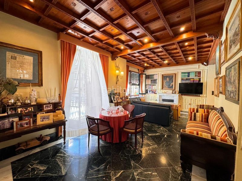 Foto c2533b35-1fc0-4783-b7f5-64b58a8d61c8. Piso señorial piso en plaza constitucion, almuñecar, granada en Almuñécar