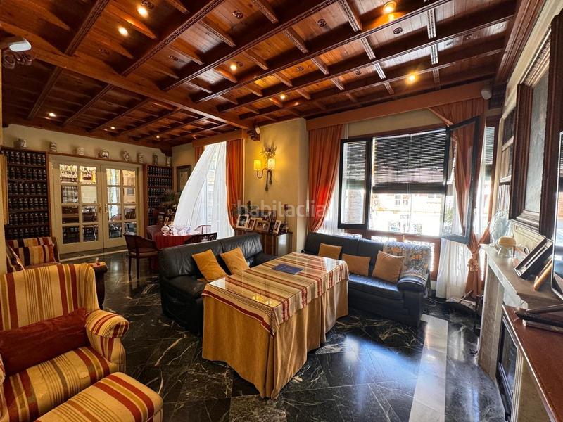 Foto cad8c15a-c00d-4b26-a8f8-4cde059ed92b. Piso señorial piso en plaza constitucion, almuñecar, granada en Almuñécar