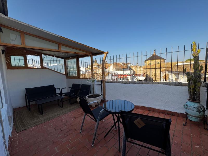 Foto c41523ed-f481-48ee-9594-d282f1498b93. Rent penthouse with parking in Centro Córdoba