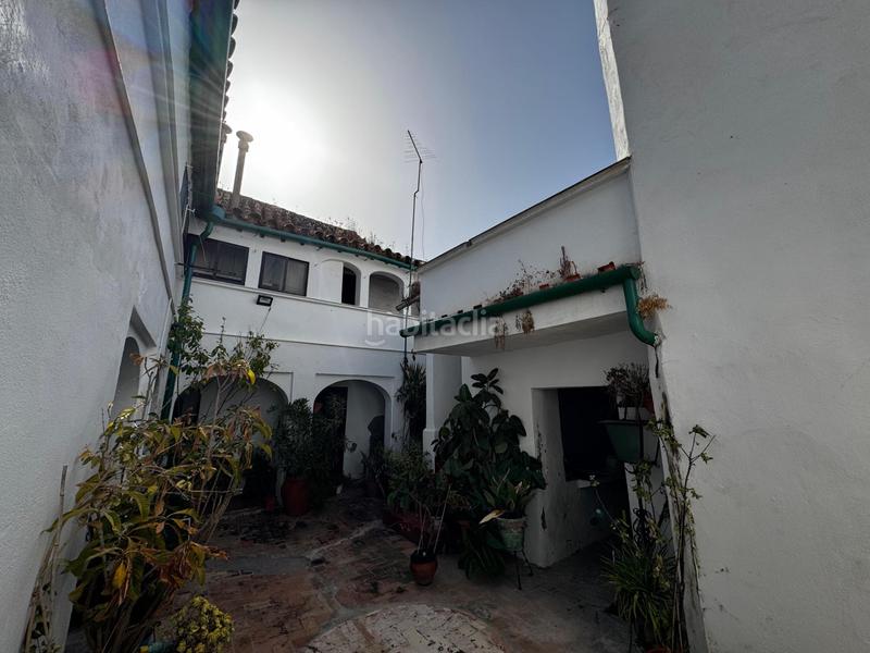 Foto c21ff0a6-a8f5-4da2-9c25-8bca3ddbb863. Edificio in casco histórico - ribera - san basilio Córdoba