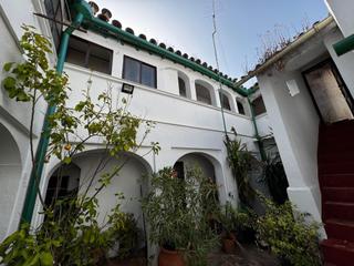 Casa en Casco Histórico  - Ribera - San Basilio. Magnifica casa para reformar junto universidad de derecho, cordo