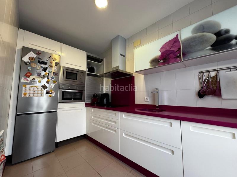 Foto 45f6937a-6351-4ea2-ae4a-f2d7527a2f57. Casa adossada a Victoria (La)