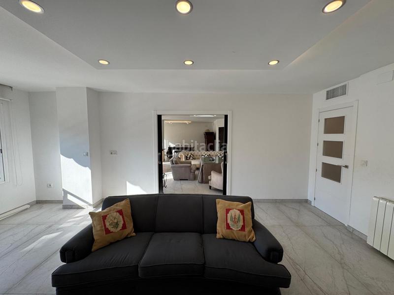 Foto f55fc6bc-9ccb-47e0-9e5a-ec3a92fca62f. Pis amb calefacció aparcament a Centro Córdoba