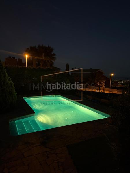 Foto a0d5e54c-dee2-43ff-937a-ae7e958d3bb5. Xalet amb xemeneia calefacció aparcament piscina a Argentona