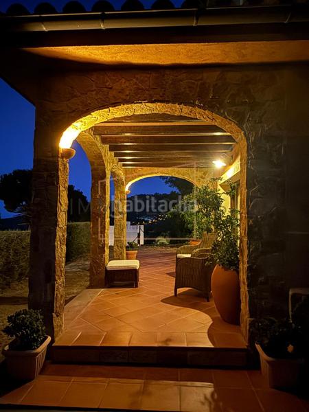 Foto ecfcabb7-d5ad-4d83-b175-2bd504f81fb7. Xalet amb xemeneia calefacció aparcament piscina a Argentona