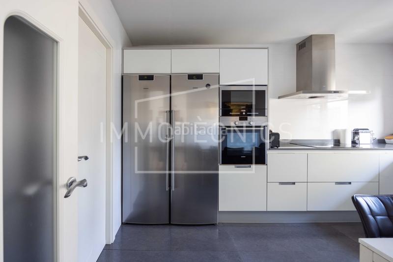 Foto f73fe697-26da-4458-a3a5-cd7895f6a59a. Piso  en venta – luminoso y con terraza en Sant miquel Granollers
