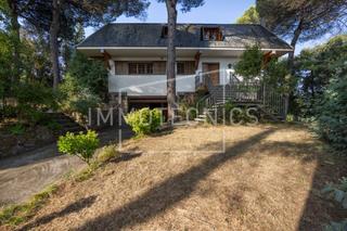 Maison  Carrer vallès. Casa en venta en la roca del vallès – urbanización sant carles