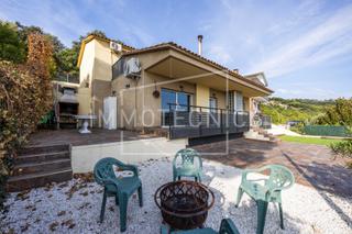 Casa  Carrer de la font de la fusta. Exclusiva casa a cuatro vientos con vistas únicas a los cingles