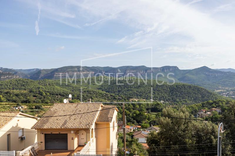 Foto 5e720a6b-4204-4531-8f94-c8a7edf177de. Casa exclusiva casa a cuatro vientos con vistas únicas a los cingles del bertí en Bigues i Riells del Fai
