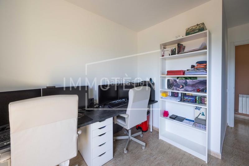 Foto cc71789c-3d1a-4d98-9777-bd1abc956d60. Casa exclusiva casa a cuatro vientos con vistas únicas a los cingles del bertí en Bigues i Riells del Fai