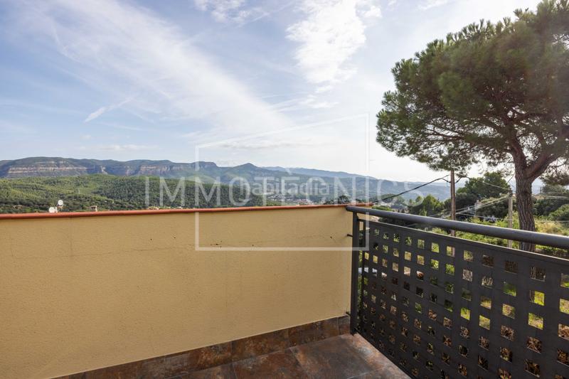 Foto d02cee7c-0a7a-41b2-b646-a663396d2d49. Casa exclusiva casa a cuatro vientos con vistas únicas a los cingles del bertí en Bigues i Riells del Fai