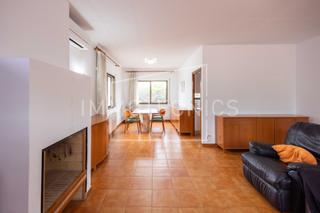 Casa  Carrer del peneds. La casa perfecta para dos familias con vistas al bosque