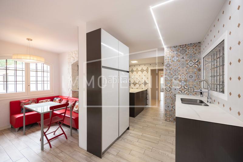 Foto 4d9117aa-1b60-45e9-adc8-585479239367. Casa con camino parcheggio piscina in Can Violí - Can Poi del Bosc Garriga (La)