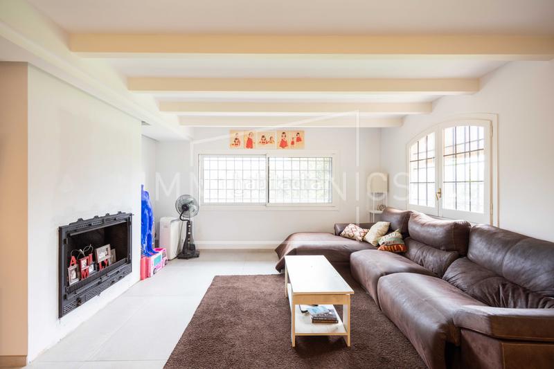 Foto 4e6fd1d3-3e92-431d-952f-ab31de8f6086. Casa con camino parcheggio piscina in Can Violí - Can Poi del Bosc Garriga (La)