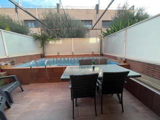 Maison jumelée  Passatge lluís companys. Exclusiva casa en venta en granollers – ubicación privilegiada