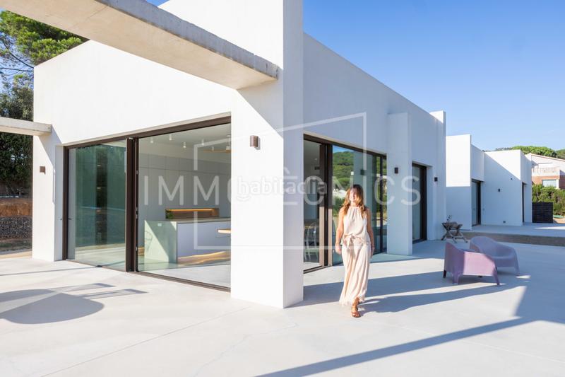 Foto 0480f8a3-25e3-4186-90a5-41c5f1e03ed8. Casa arquitectura, diseño y exclusividad en estado puro en Vilanova del Vallès