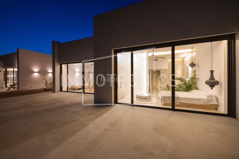 Foto 8339e09d-d9f6-48b2-8d9b-29e04f7c7b96. Casa arquitectura, diseño y exclusividad en estado puro en Vilanova del Vallès