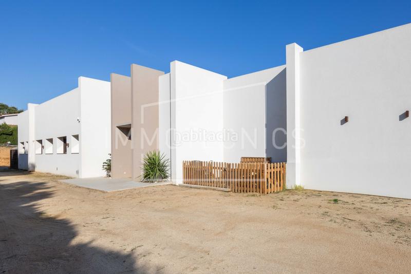 Foto a0d3dcca-3438-4504-8622-056bd188be80. Casa arquitectura, diseño y exclusividad en estado puro en Vilanova del Vallès
