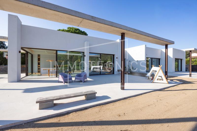 Foto b0cc3e7f-6403-4fc6-8403-8944fa2a5143. Casa arquitectura, diseño y exclusividad en estado puro en Vilanova del Vallès