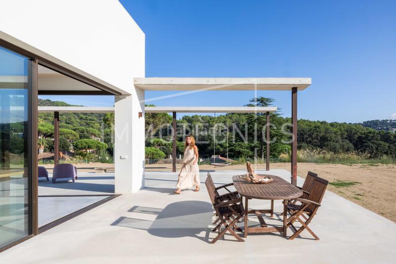 Foto cc598915-c90f-448a-b117-672790ec01be. Casa arquitectura, diseño y exclusividad en estado puro en Vilanova del Vallès