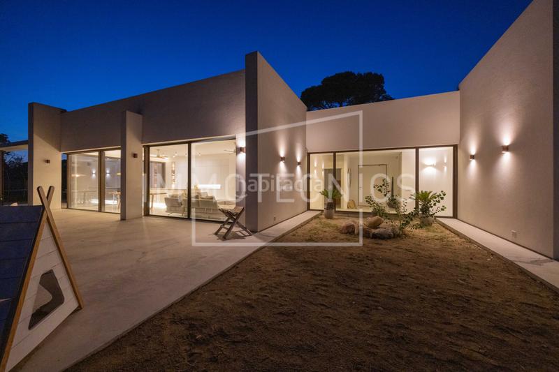 Foto f31c4d30-e838-4f39-8a71-6277069cfc81. Casa arquitectura, diseño y exclusividad en estado puro en Vilanova del Vallès