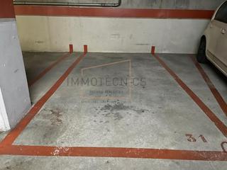 Parking coche en Carrer de ponent 92. ¡oportunidad de inversión! venta de 6 plazas de parking – 13.000