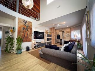 Casa  Carrer de la garrotxa. Esta vivienda te va a conquistar!