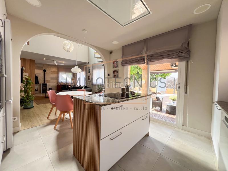 Foto ae1109c1-943a-4e52-a16c-4283f81a0a3a. Haus mit parking in Lliçà d´Amunt