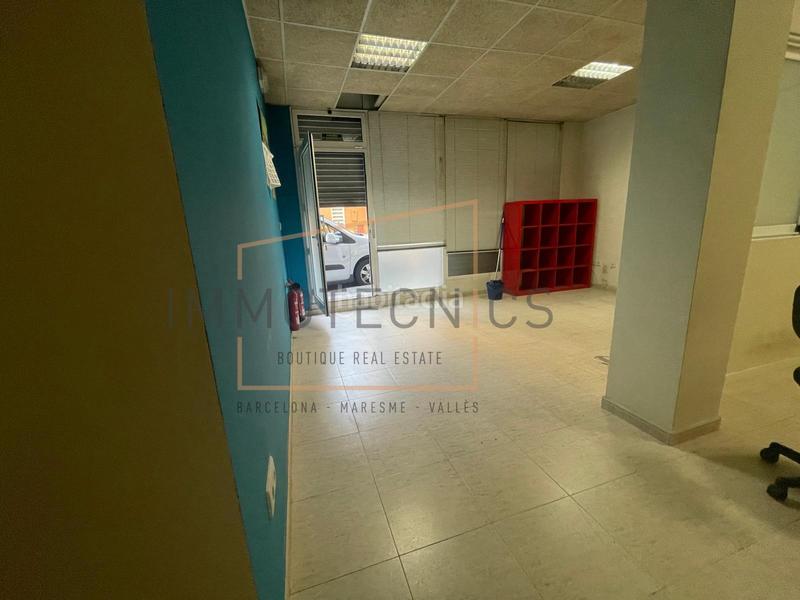 Foto 8062c1e9-1454-4d2c-bcc8-e90a9bc46901. Business premise in carrer josep maria de sagarra 73 in Granollers