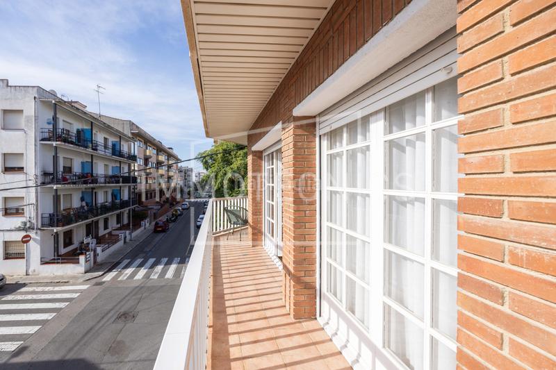 Foto b8ade90e-fb48-4ae7-9f8f-d1aa180a1853. Appartamento con camino riscaldamento in Calafell platja Calafell