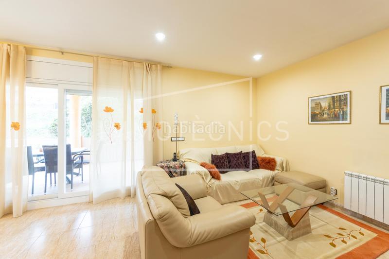 Foto 5864fc8e-492b-4b94-8db9-7109d924611d. Casa amb calefacció aparcament piscina a Cànoves i Samalús