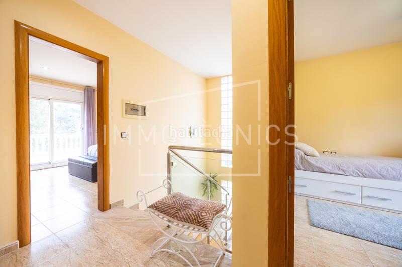 Foto b4c74b64-b72e-4274-a830-e25d189454ca. Casa amb calefacció aparcament piscina a Cànoves i Samalús