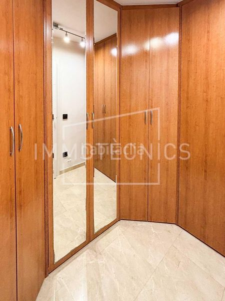 Foto 6e9ba7cb-0c3d-4041-bff2-3d5734b194d4. Chalet dans calle pl6 parc de Calella. josep gallart 83 dans Calella