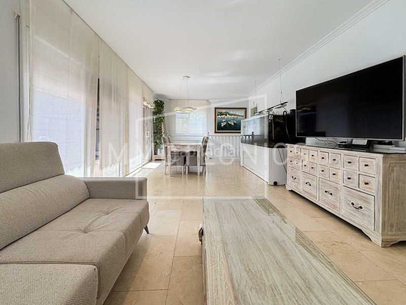 Foto 9cc6c11b-9b3d-4112-b4d9-0088b593ca93. Chalet dans calle pl6 parc de Calella. josep gallart 83 dans Calella