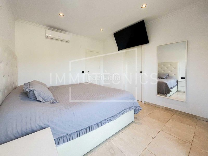 Foto bd4dd249-1fc5-4dae-880b-5bd94a41ee69. Chalet dans calle pl6 parc de Calella. josep gallart 83 dans Calella