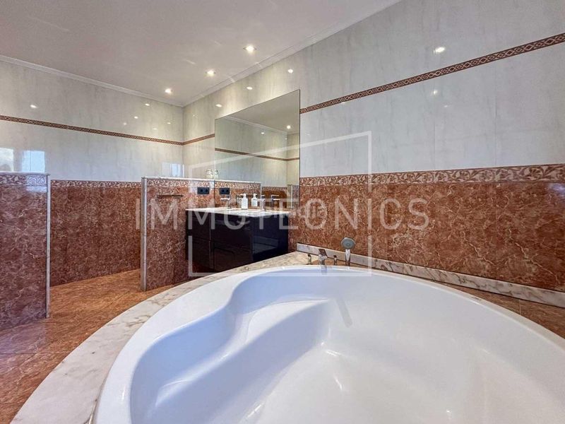 Foto ea737678-a165-4cbe-837c-747d8b5ca0e4. Chalet dans calle pl6 parc de Calella. josep gallart 83 dans Calella