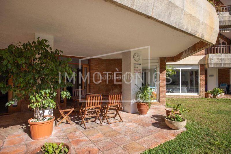 Foto 80e7ee25-1ee3-44c7-a50c-4a03b4cd3e2c. Pis amb aparcament piscina a Caldes d´Estrac