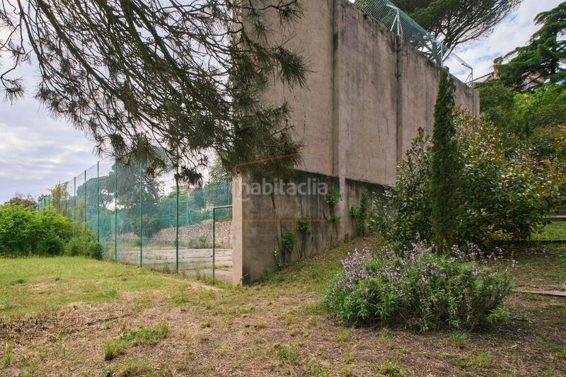 Foto 77cb13f3-cb42-40fe-b74f-7fffdd44e01a. Masia amb aparcament a Cortes-Huertas Madrid