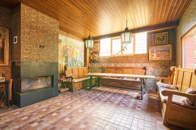 Foto a8bb7ea8-84f4-4864-a12e-543e94708ac2. Masia amb aparcament a Cortes-Huertas Madrid