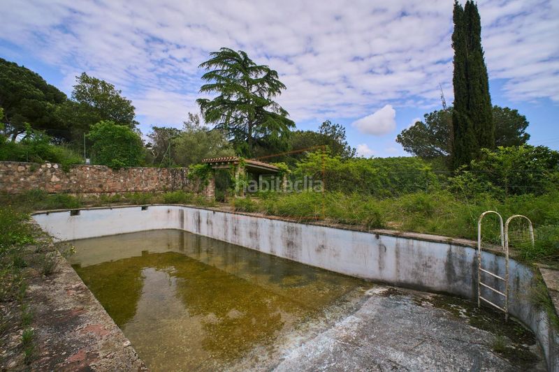 Foto ae33a3d9-b4ce-4f2a-83d0-a3ce0e30daab. Masia amb aparcament a Cortes-Huertas Madrid