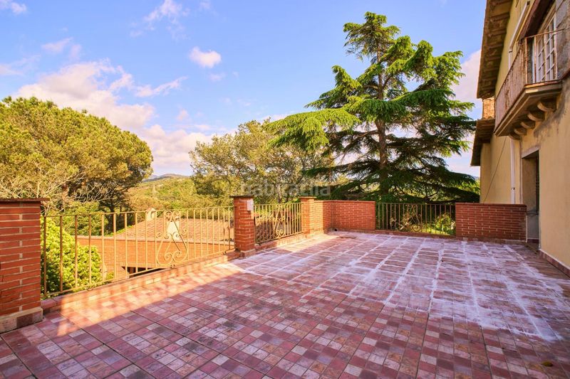 Foto ce32f71e-216e-493a-a542-dbdd8eb6aec8. Masia amb aparcament a Cortes-Huertas Madrid