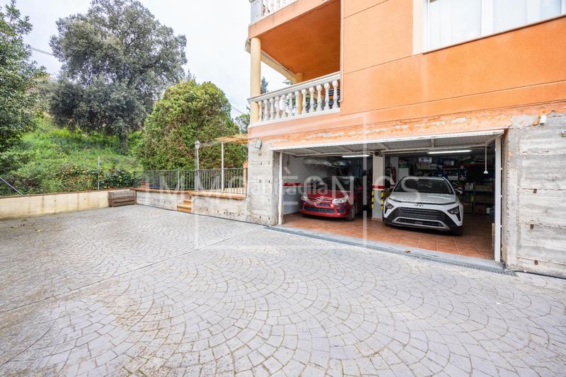 Foto a80b9bef-cfc7-4257-9a6e-cbfee14737f0. Casa amb calefacció aparcament piscina a Cànoves i Samalús