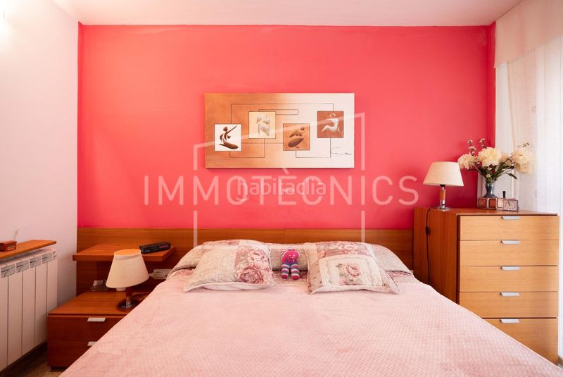 Foto ee549a29-a14d-4889-95c3-b24e97f85b30. Casa adossada amb calefacció aparcament a Canet de Mar