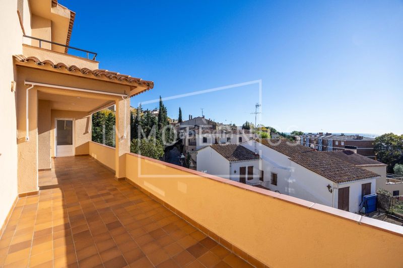 Foto 030570b7-6ea1-4e89-a304-2de8f7f4b3ce. Casa amb aparcament a Sant Vicenç Centre Sant Vicenç de Montalt