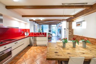Reihenhaus  Calle corro. Casa de diseño en el corazón de granollers